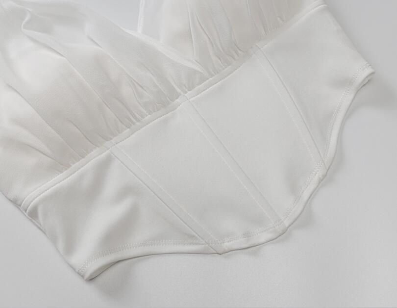 Anna – Tunika mit Fischgrätenmuster und Neckholder