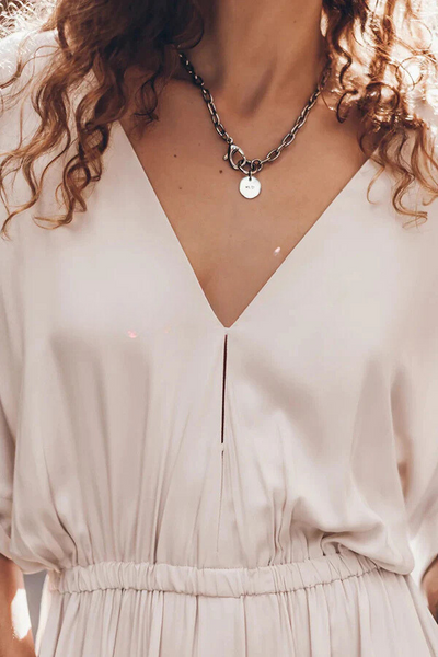 Noemí® | Weiches und elegantes Maxikleid mit Kimonoärmeln, dehnbarer Taille und Taschenschlitz