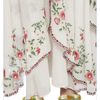 Naomi - Maxikleid mit Blumenstickerei