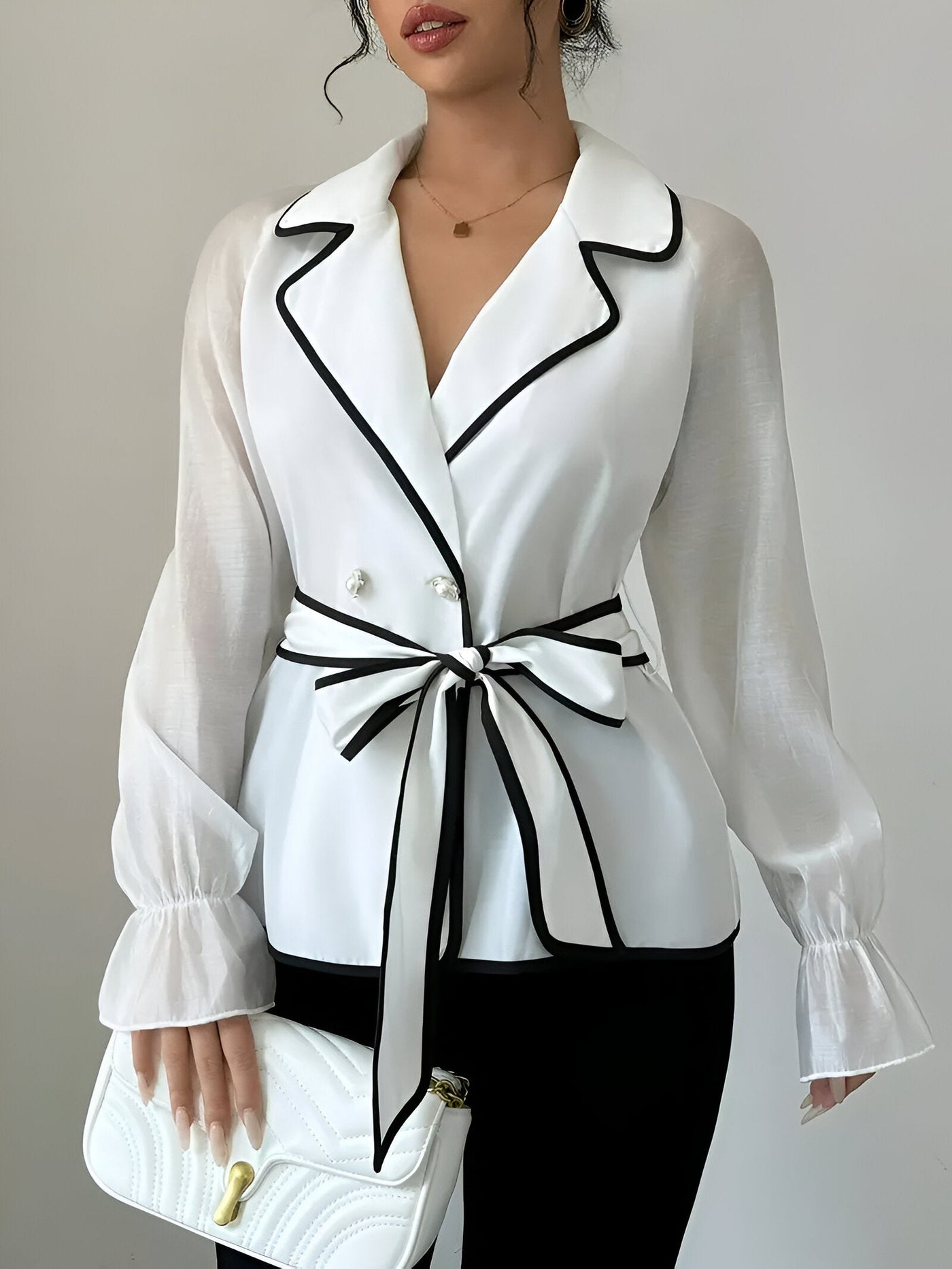 Hollye | Zeitlose Eleganz mit modernem Twist