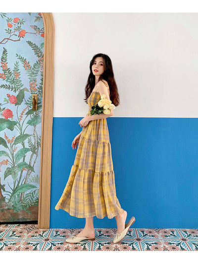 Claire – Chiffonkleid mit Karomuster und schlanker Taille