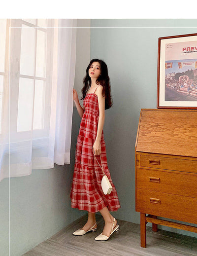 Claire – Chiffonkleid mit Karomuster und schlanker Taille