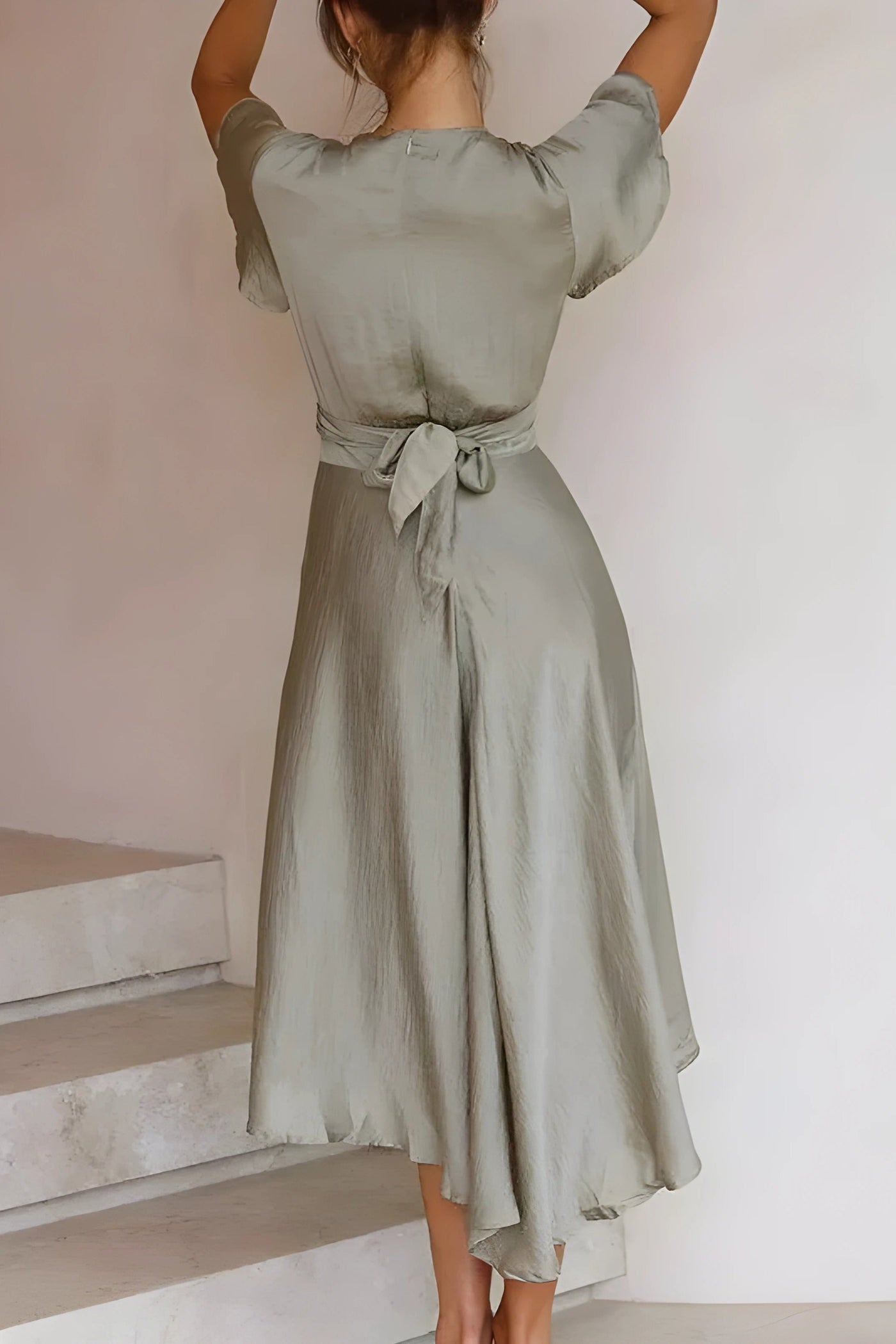 Janina | Midikleid mit Knotendetail