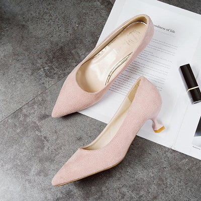 Alice – Spitz zulaufende Stiletto-Absätze aus Premium-Vegan-Wildleder für Damen