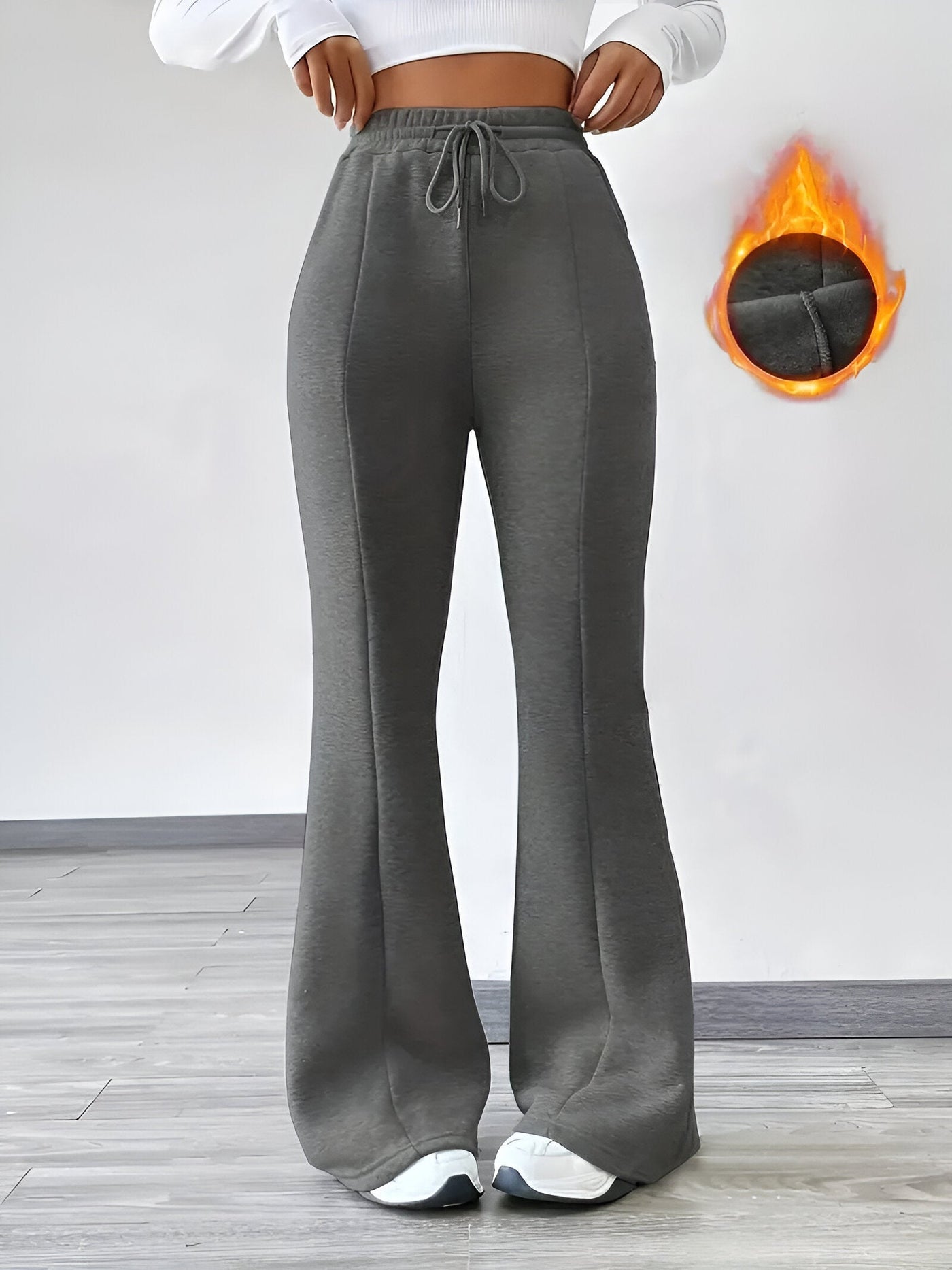 Walburga | Müheloser Herbst- und Winterstil mit Komfort-Flare-Jeans