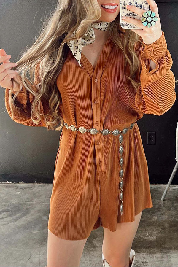 Makayla® | Gerippter Strampler aus Cord mit V-Ausschnitt und Knopfleiste vorne