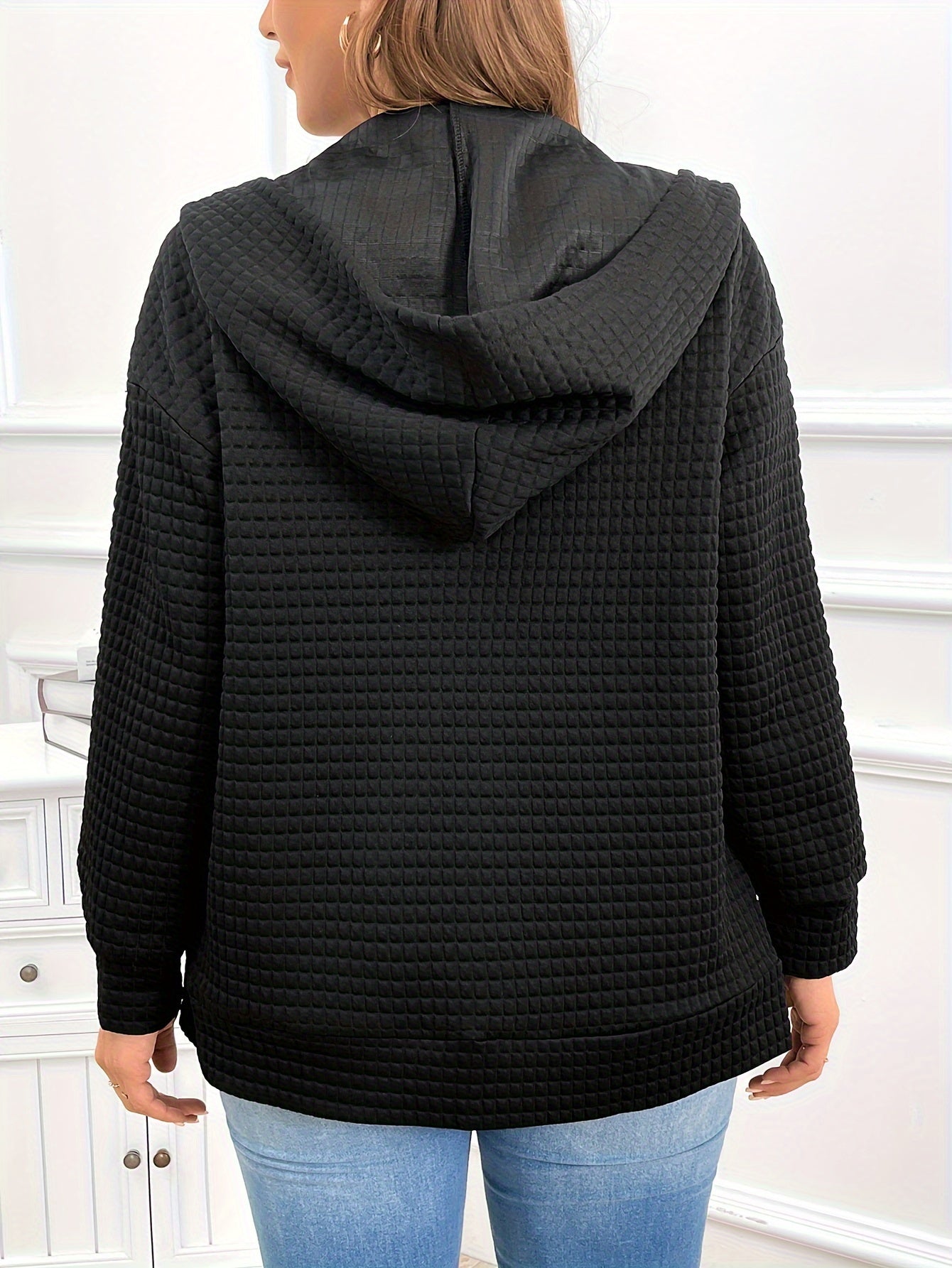 Schwarzer Strukturierter Kapuzenmantel - Nora