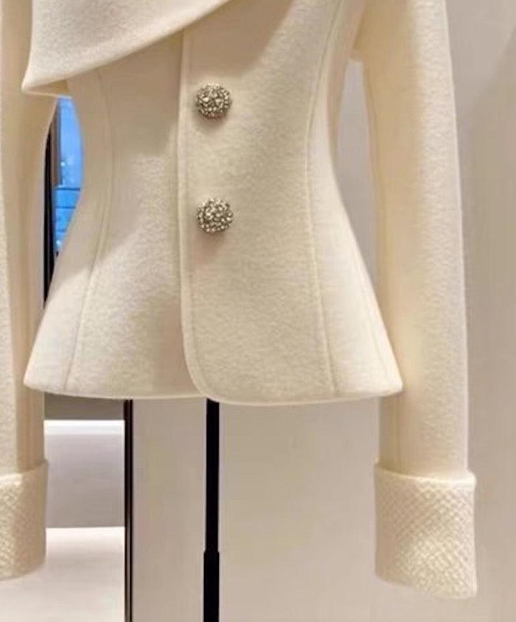 Asymmetrischer Blazer für Damen mit modernem Flair - Tina