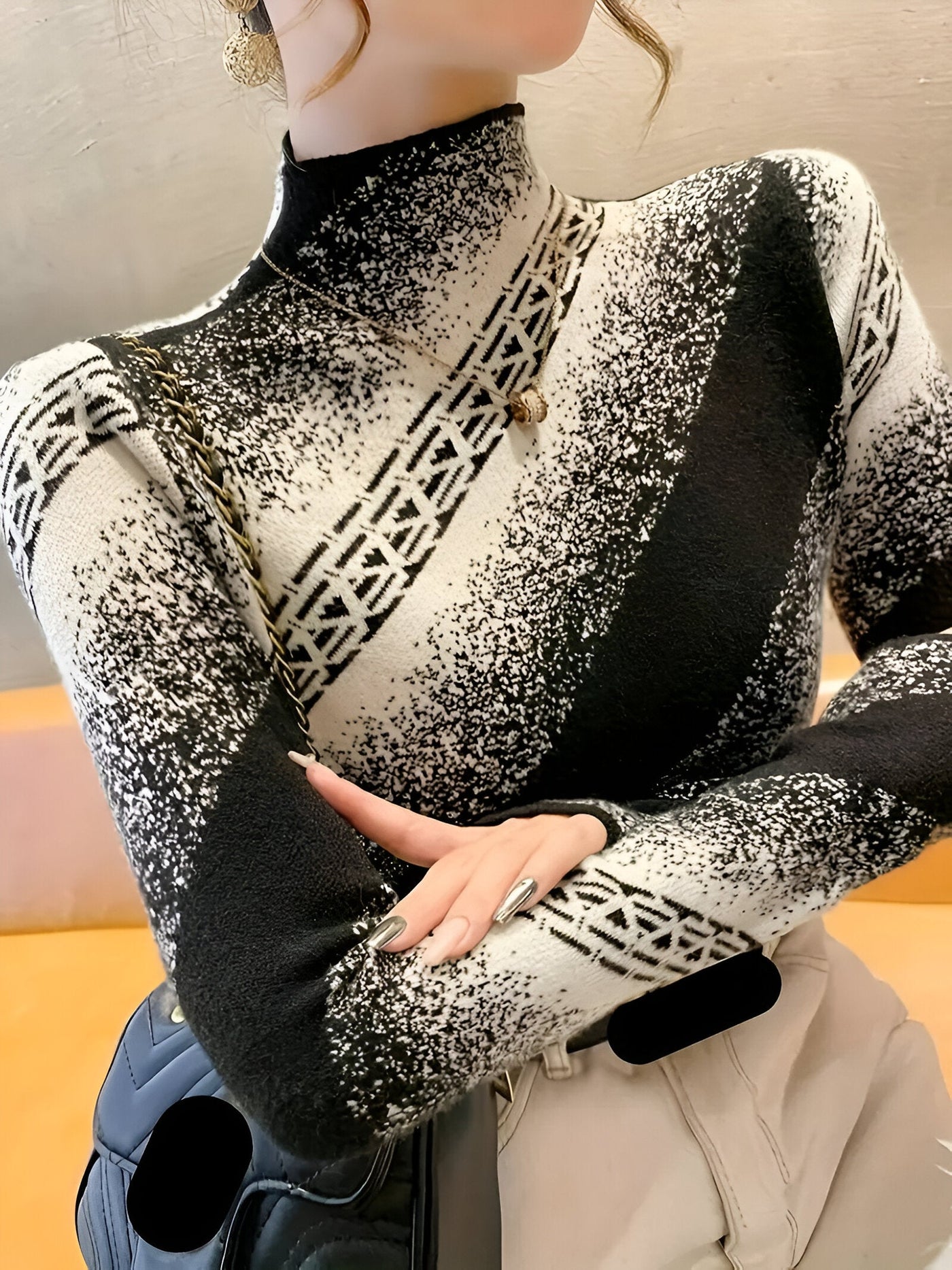 Jolina | Eleganter gestreifter Pullover