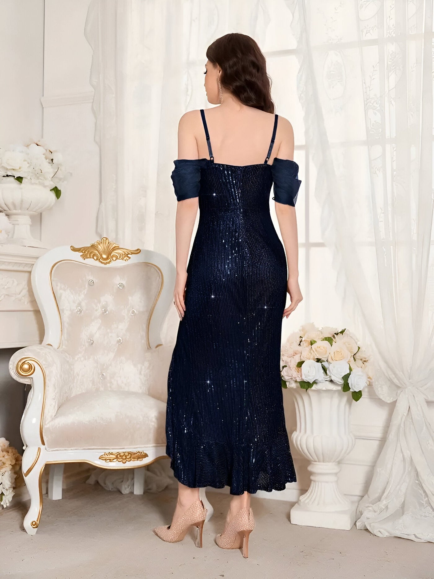 Beate | Glamouröses Cold-Shoulder Paillettenkleid