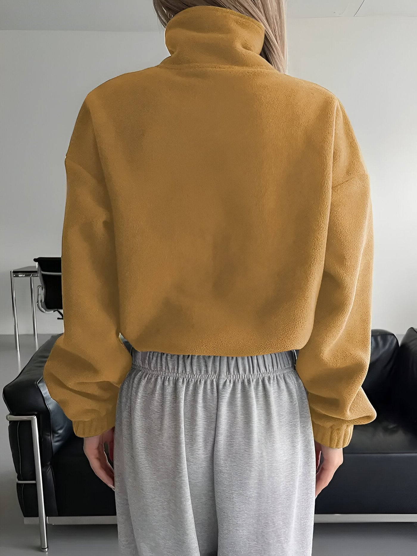 Petronille | Stylische Jacke mit Reißverschluss und Kordelzug am Saum