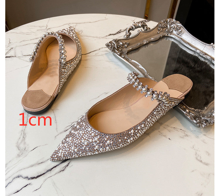 Jessie – Spitzenschuhe mit Strass und Perlen