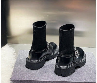 Tanya – Dicksohlige Damen Sockenstiefel im Martin-Stil