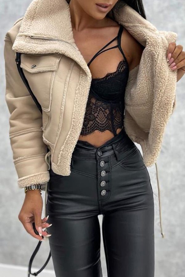 Lola® | Kurze Bikerjacke mit Reißverschluss aus Lammwolle