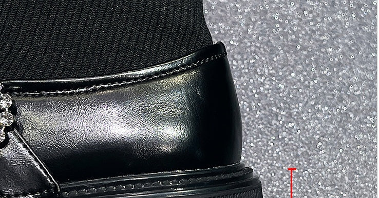 Tanya – Dicksohlige Damen Sockenstiefel im Martin-Stil