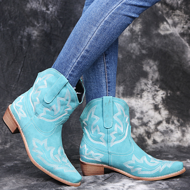 Andrea – Cowgirl-Stiefel mit Stickerei und Keilabsatz