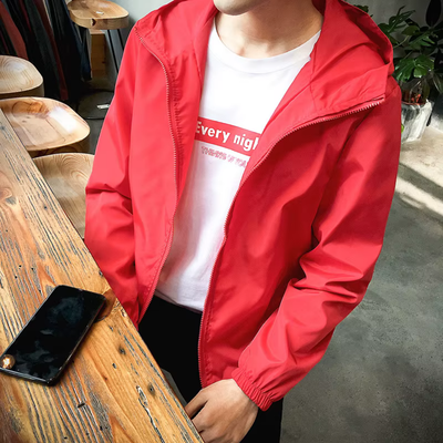 Goren - Winddichte Jacke für Herren mit Kapuze - leicht, funktional & stylisch.