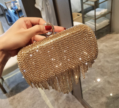 Clara – Handtasche mit fransen und strass für Damen