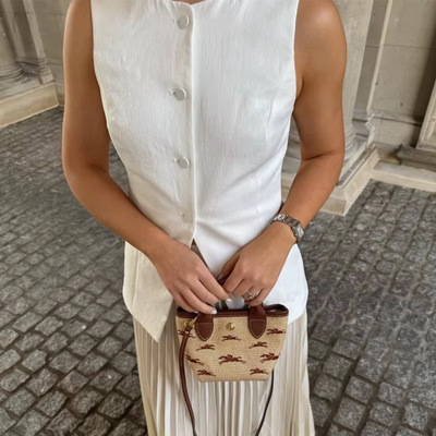 VIRENA – Ärmelloser Damenblazer mit Knopfleiste