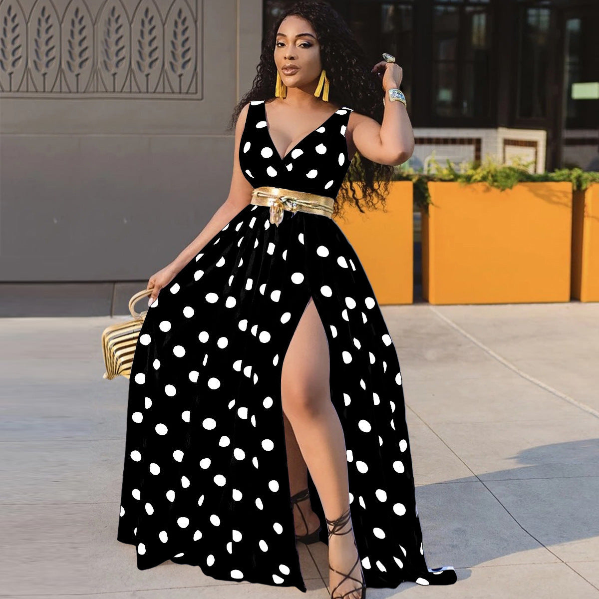 Anna – Sexy Partykleid mit Gürtel in Übergröße