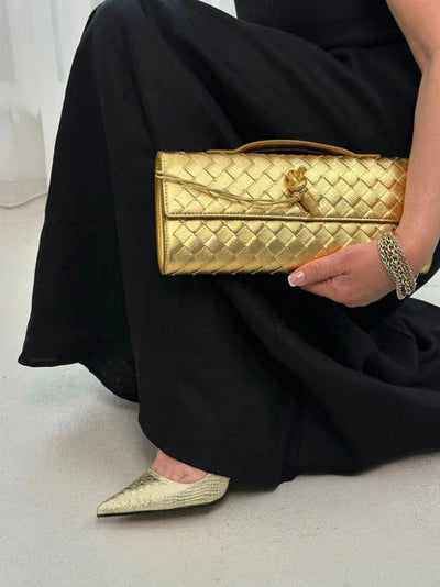 Schwarze Clutch mit Goldverschluss - Elina