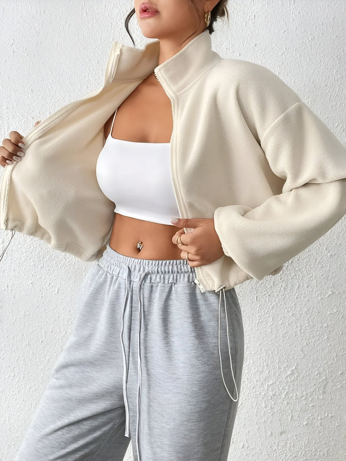 Petronille | Stylische Jacke mit Reißverschluss und Kordelzug am Saum