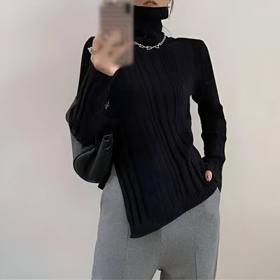 Désirée | Rollkragenpullover für Frauen mit langen, ausgestellten Ärmeln