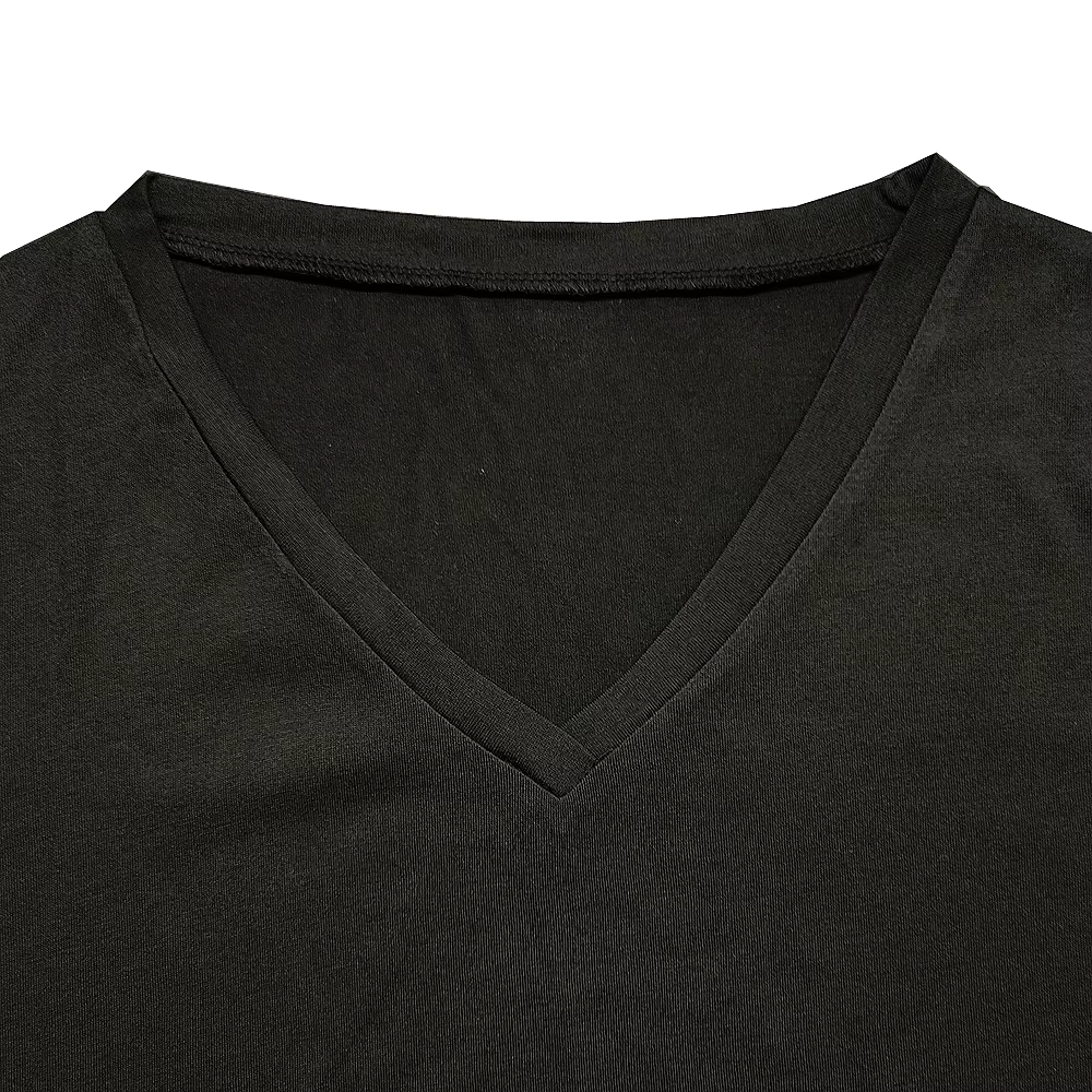 Lyvana – Die sommerbluse mit v-ausschnitt und bogen-saum für leichte eleganz im alltag