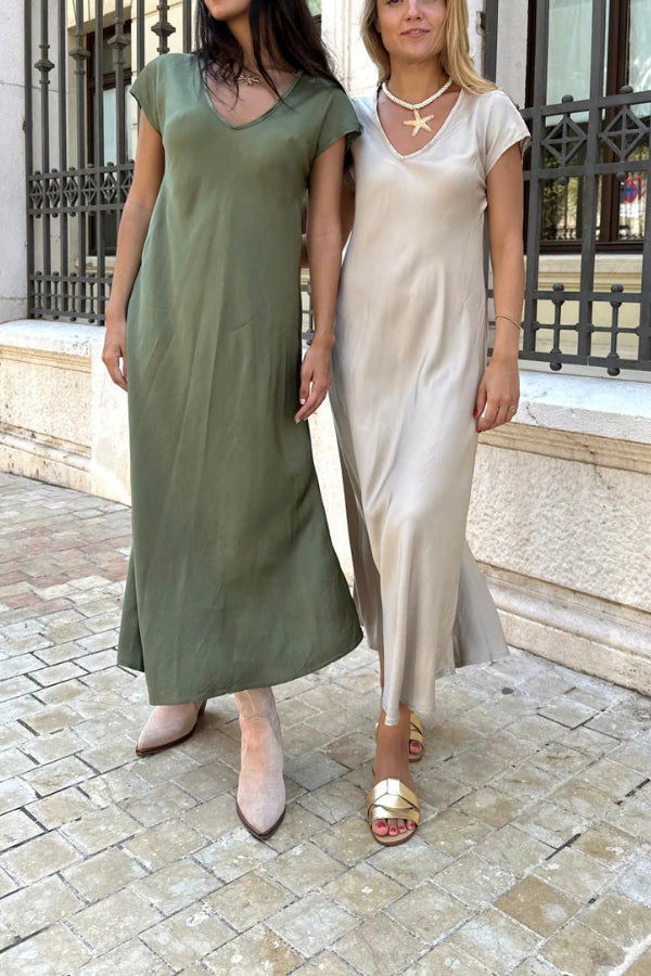 Emily® | Evase Satin-Midikleid