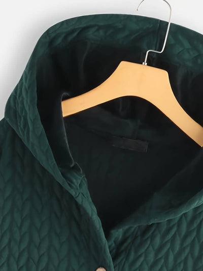 Gesteppte Kapuzenjacke für Frauen mit Knopfleiste