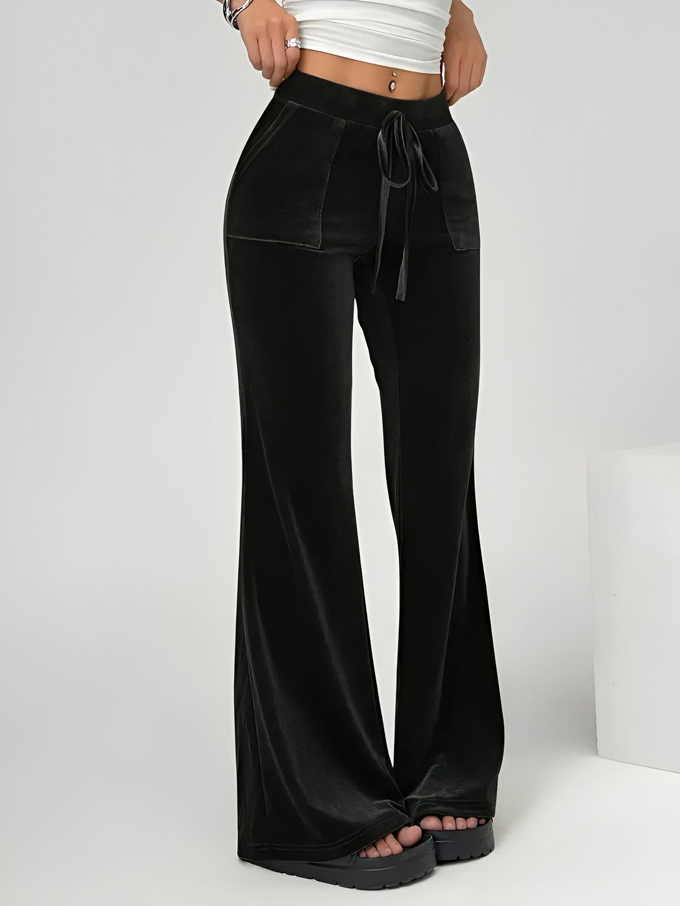 Aaliyah | Luxuriöse Samt-Glänzende Schlaghosen