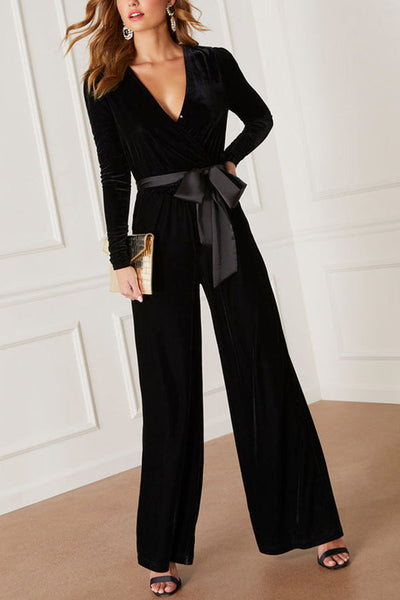 Brielle® | „Love One Another“-Jumpsuit aus Samt mit Taschen und Rückenausschnitt