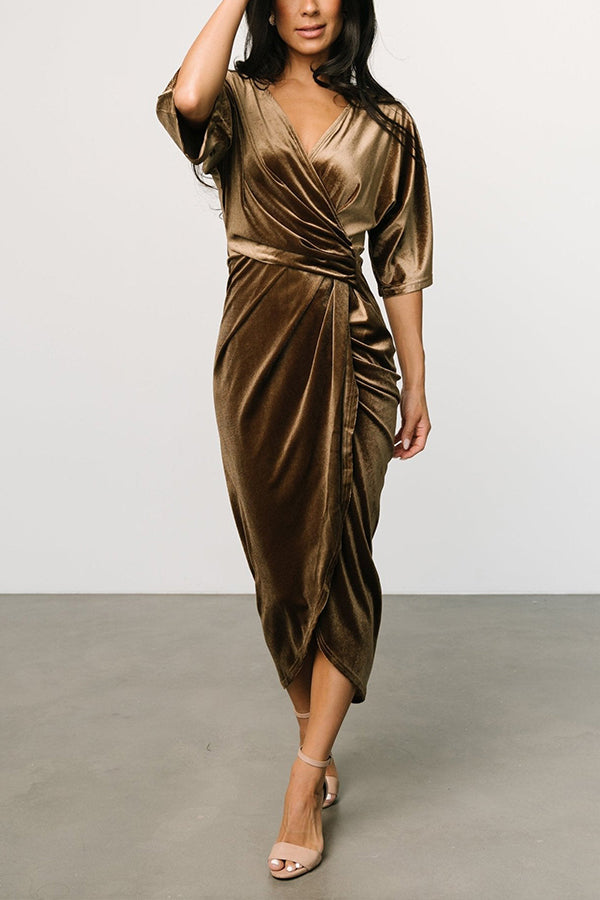 Linda® | Sexy Abendkleid mit unregelmäßigem Rock und V-Ausschnitt