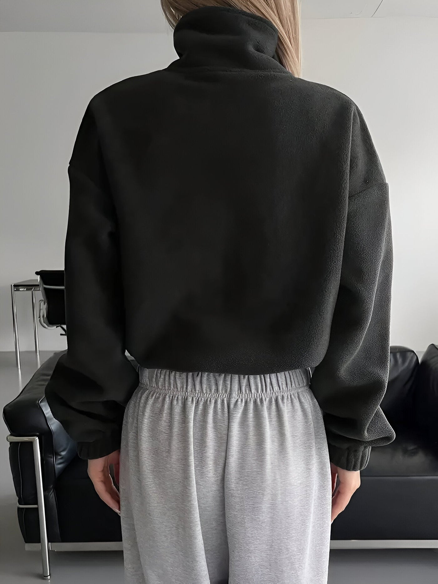 Petronille | Stylische Jacke mit Reißverschluss und Kordelzug am Saum