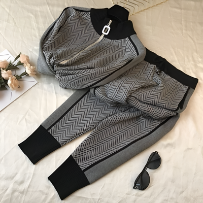 Alma | Gemütliches und stylisches 2-teiliges Trainingsanzug-Set