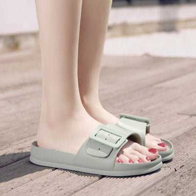 Elizabeth – Rutschfeste Badeschlappen für Damen