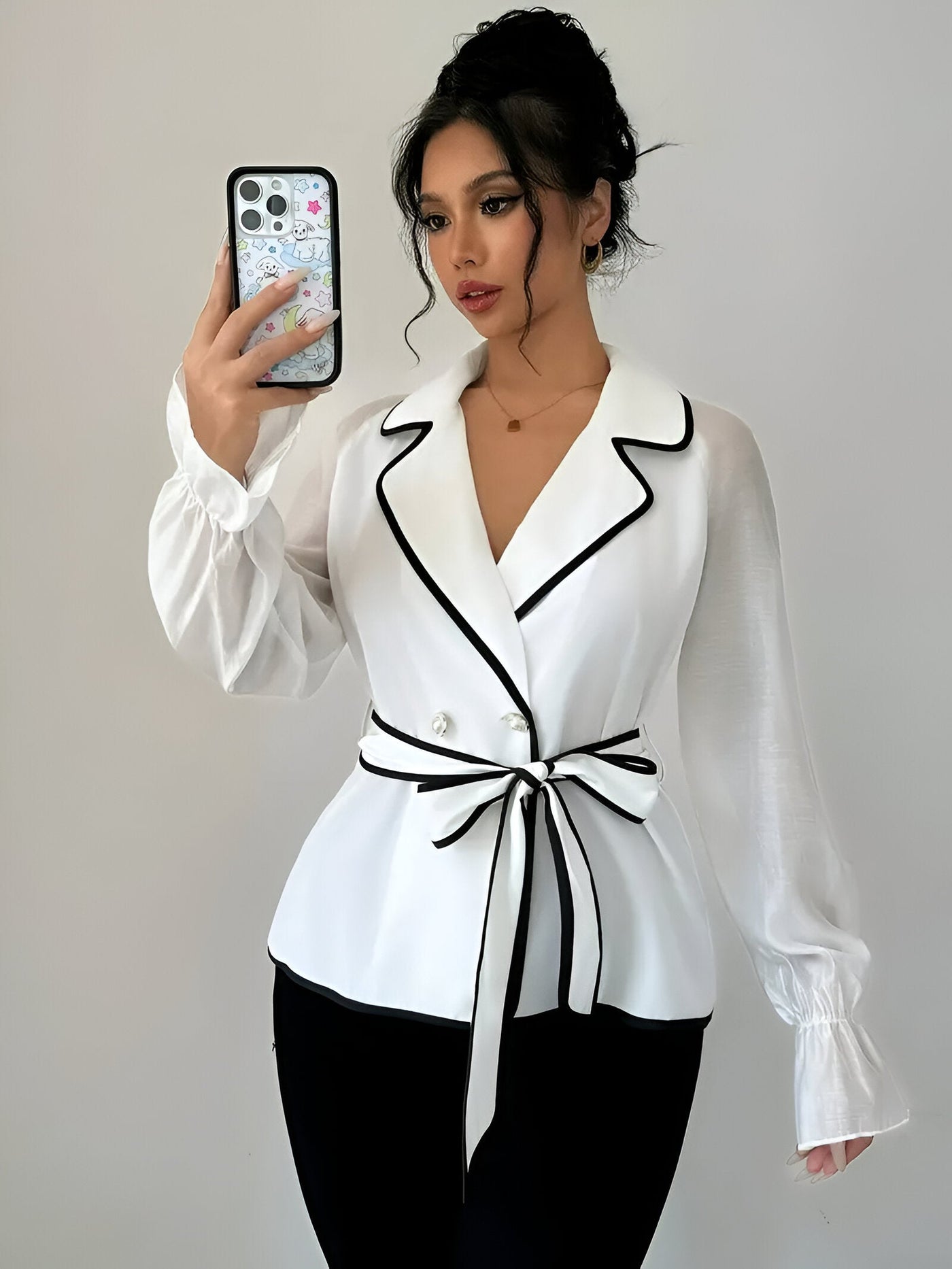 Hollye | Zeitlose Eleganz mit modernem Twist