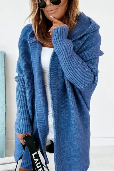 Blaue Kapuzenjacke mit Fledermausärmeln – Lara