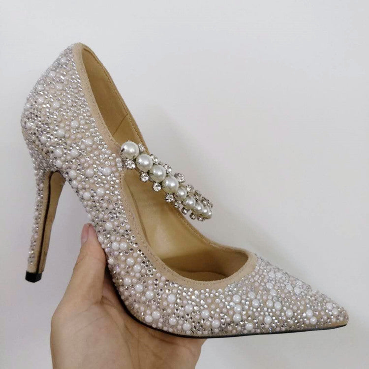 Jessie – Spitzenschuhe mit Strass und Perlen
