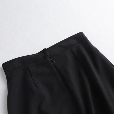 Harriet – Weiter Faltenrock mit Kettenverzierung