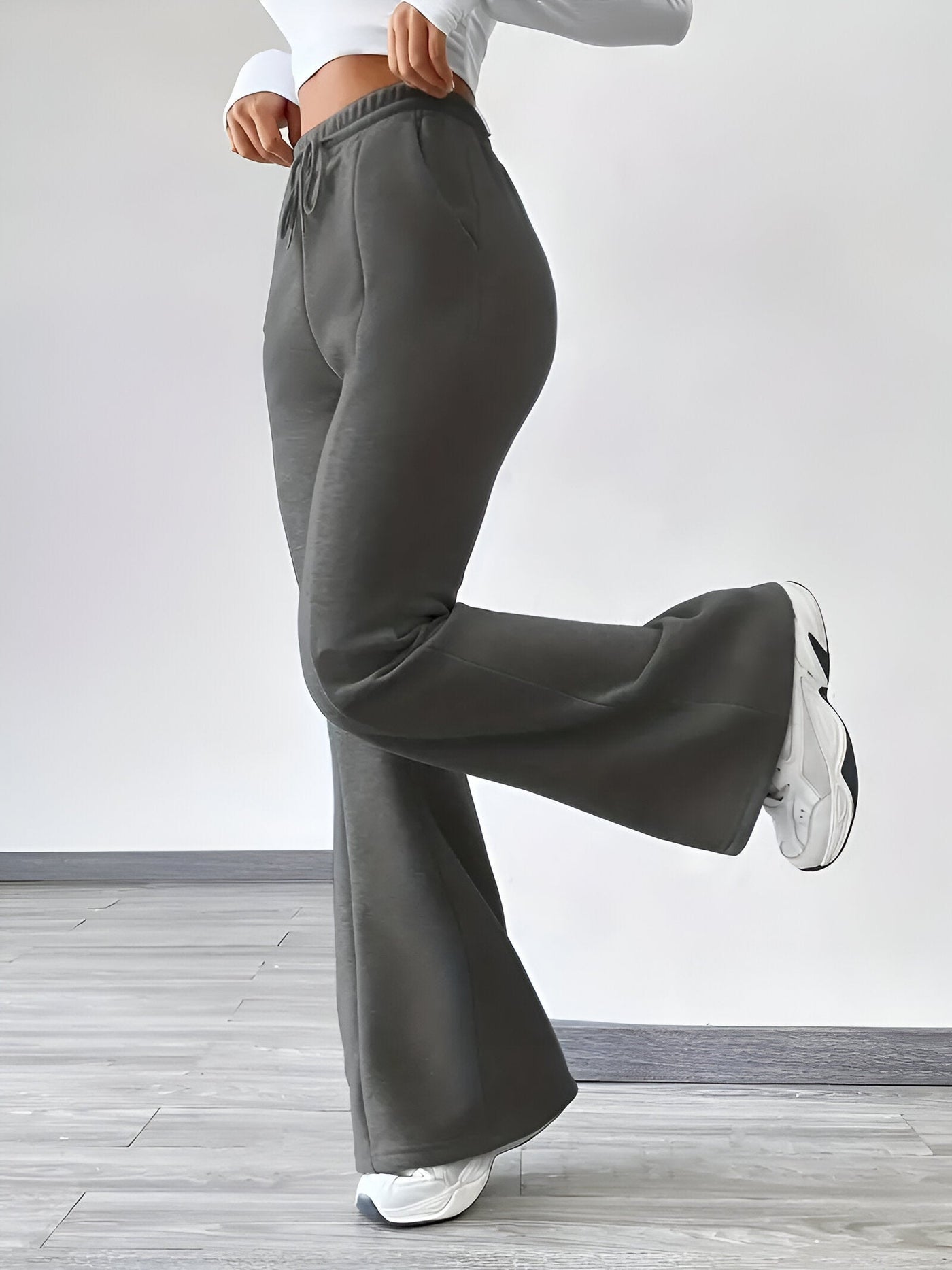 Walburga | Müheloser Herbst- und Winterstil mit Komfort-Flare-Jeans