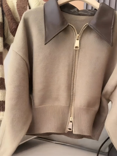 Elvira | Trendiger Strickpullover mit geteilter Lederkragen