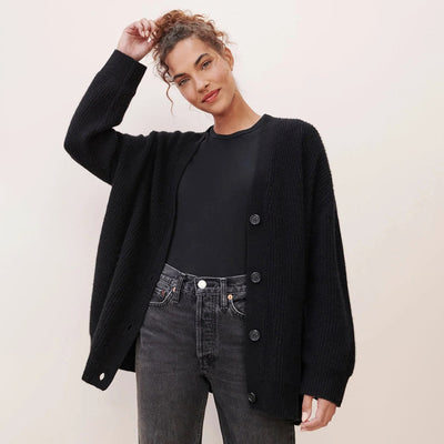 Elegante übergroße Strickjacke für Frauen