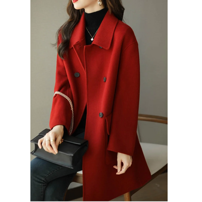 Eleganter Damenmantel - Zweireihig mit Kragen und Taschen