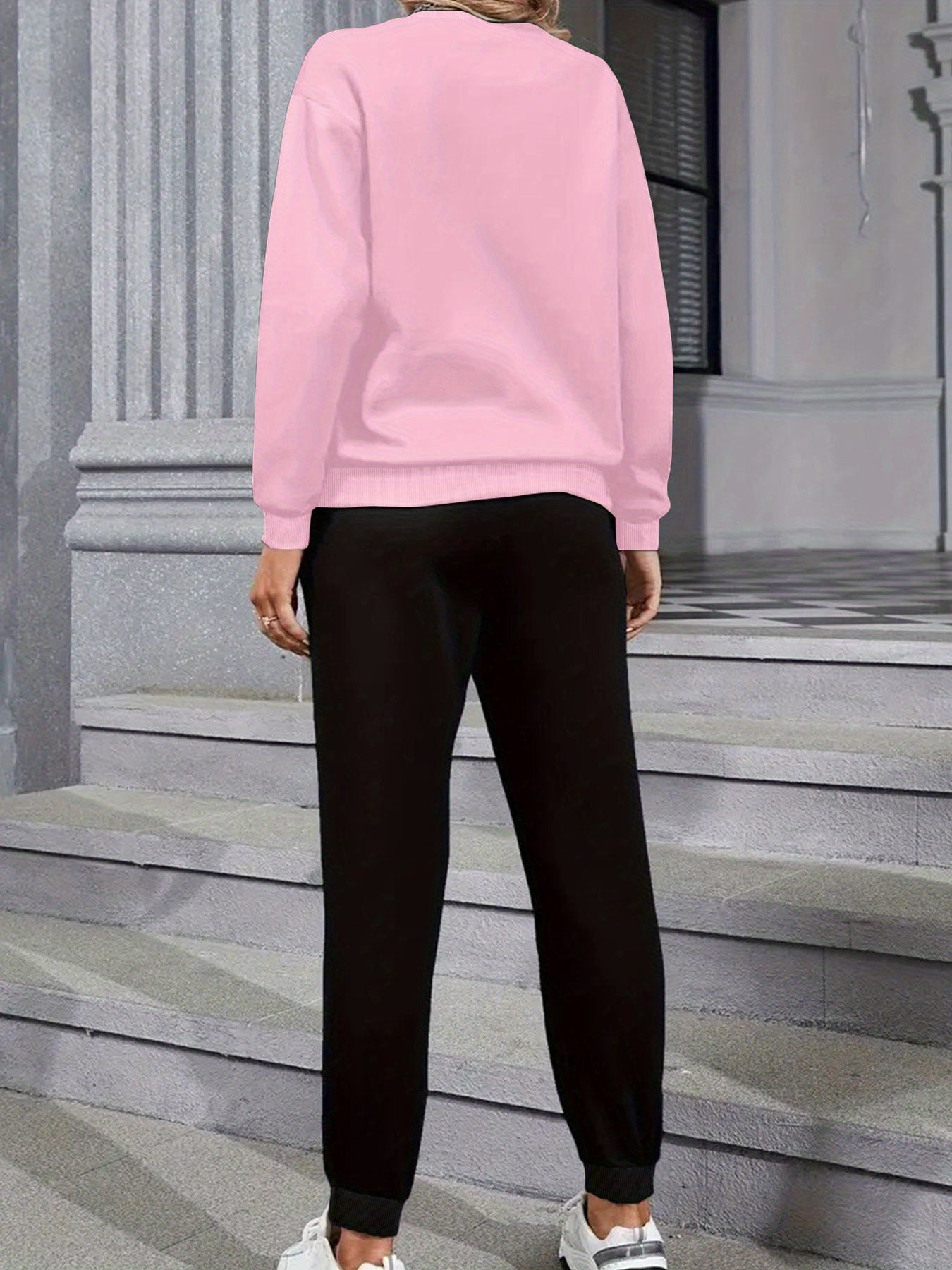 Kuscheliger Damen-Loungeanzug aus Baumwolle mit Katzenprint für Herbst und Winter