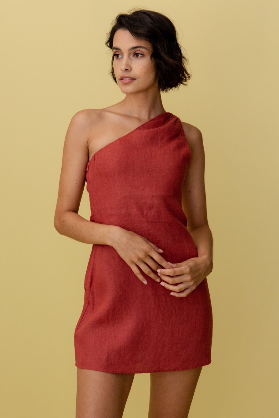 Mia - weißes one-shoulder-kleid