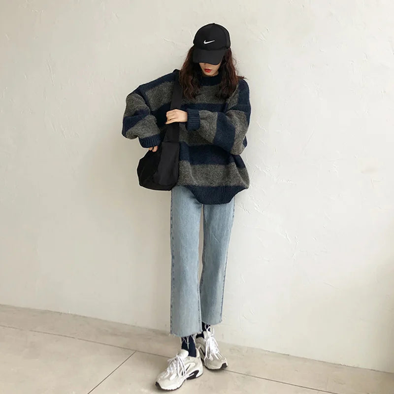 Gestreifter Winterpullover für Damen