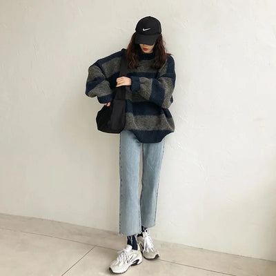 Gestreifter Winterpullover für Damen