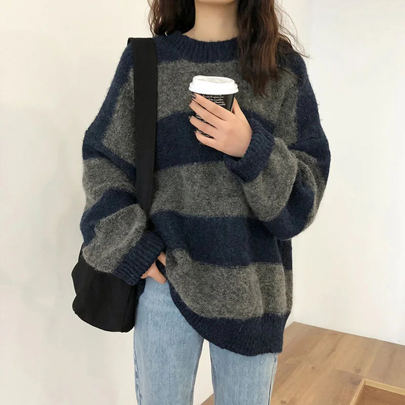 Gestreifter Winterpullover für Damen