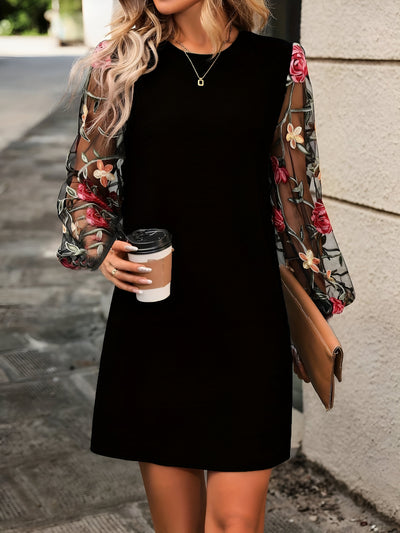 Amalie | Elegantes Patchwork-Spitzen- und Blumenstickerei-Schwarzes Kleid